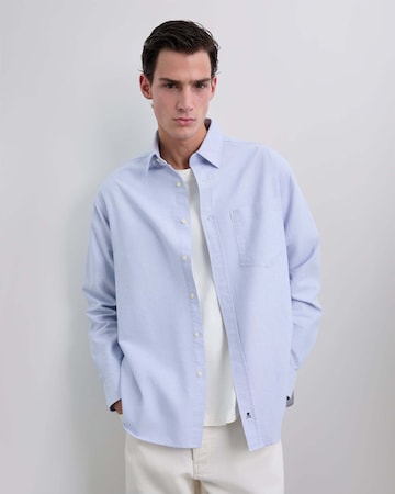 Scalpers Regular fit Button Up Shirt in Blue: front