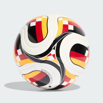 Pallone 'Trionda Germany Home Club' di ADIDAS PERFORMANCE in bianco