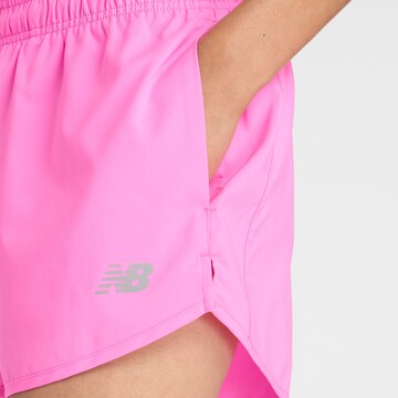 Regular Pantalon de sport 'Sport Essentials Short 3"' new balance en rose
