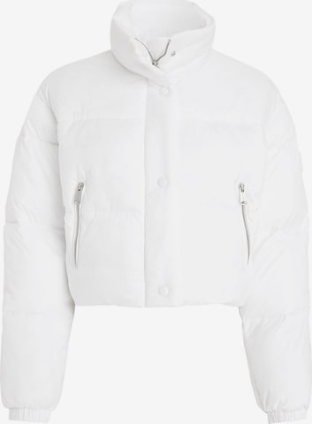 Tommy Jeans Between-Season Jacket in White: front