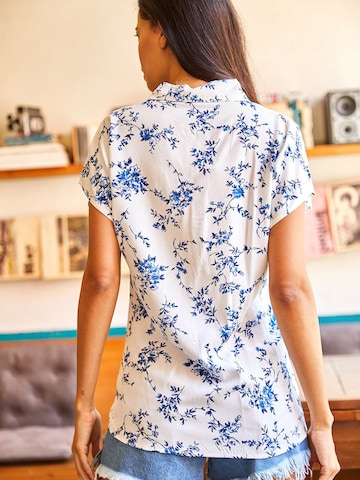 T-shirt olalook en bleu