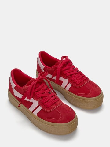 Pull&Bear Sneakers laag in Rood