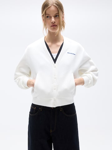 Cardigan Pull&Bear en blanc : devant