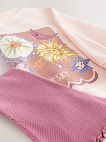 Next Set in Pink