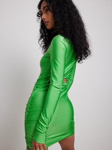 NA-KD Kleid in Grün