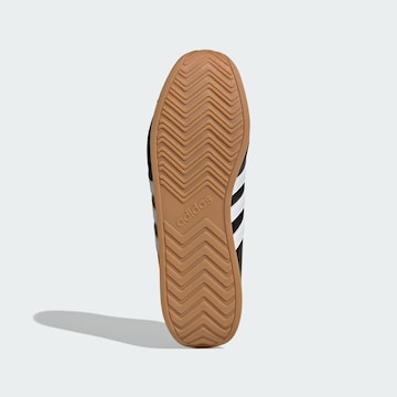 Baskets basses 'Runvista' ADIDAS SPORTSWEAR en noir