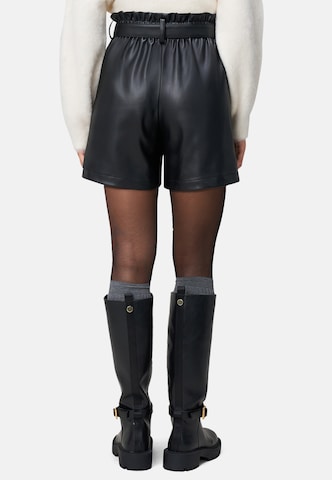 zero Skinny Trousers in Black