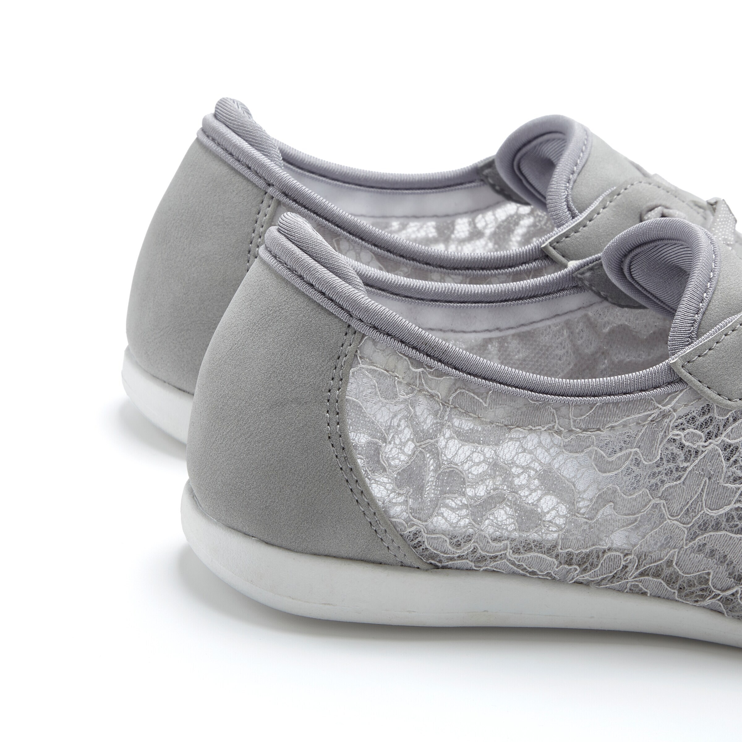 LASCANA Sneaker in Grau