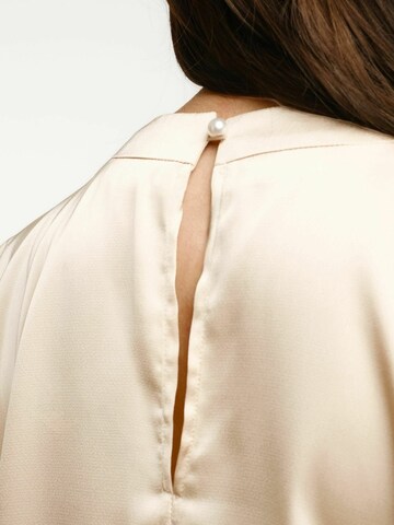 Liberte Essentiel Top ' PIP ' in Wit