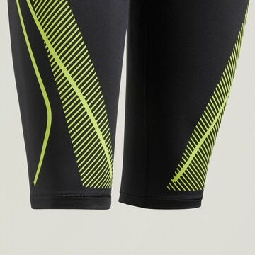 ADIDAS BY STELLA MCCARTNEY Skinny Sportshorts 'TruePace' in Schwarz