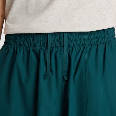 new balance 'Trackside Woven Pant'. in grün / pastellgrün, Produktansicht