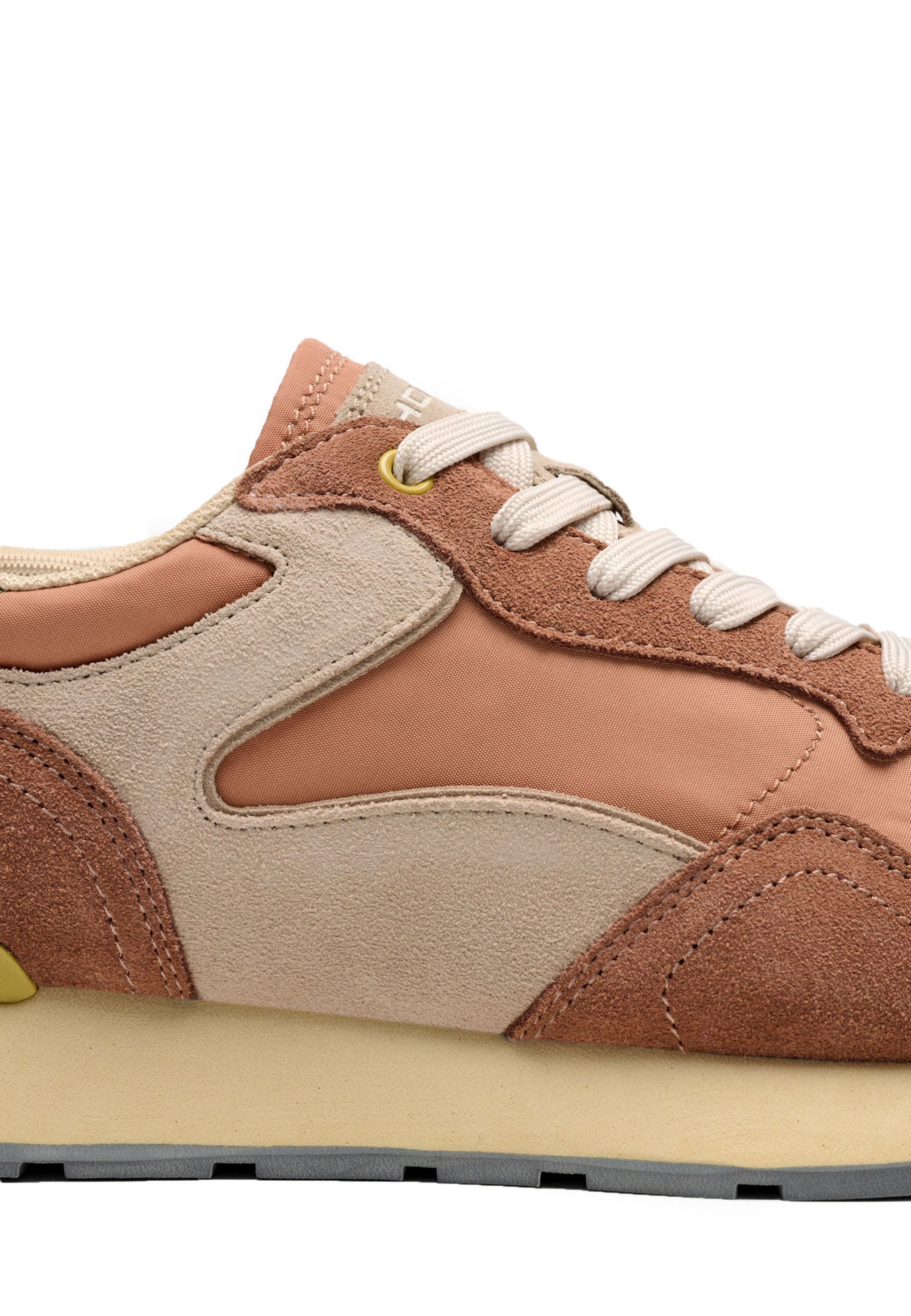 HOFF Sneaker 'City Retro' in Orange