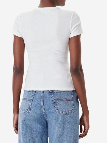 Maglietta 'TJW BADGE RIB DW0DW17881' di Tommy Jeans in beige