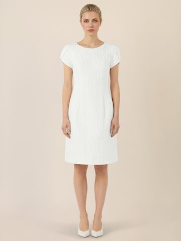 APART Kleid in Weiß: Vorderseite