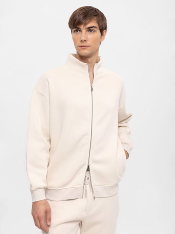 Veste de survêtement Antioch en beige : devant