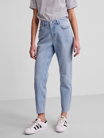 PIECES Regular Jeans 'Luna' in Blue: front