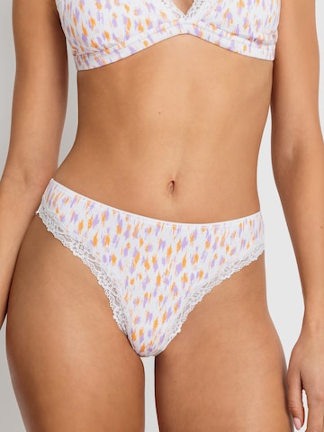 LSCN by LASCANA String in White: front