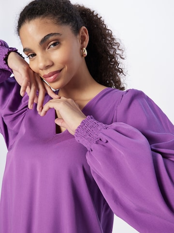 Robe 'Embry' mbym en violet