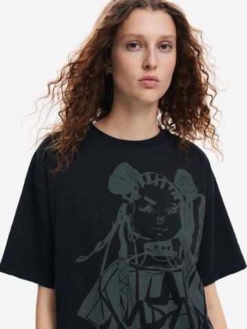 Rochie de la Desigual pe negru