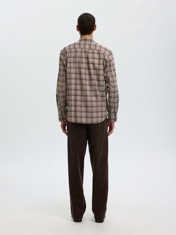 SELECTED Regular fit Overhemd 'SLMCole' in Beige