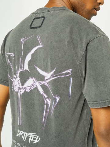 T-Shirt 'Spider Lessio' tigha en gris