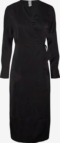 Robe 'PELLA' Y.A.S en noir : devant