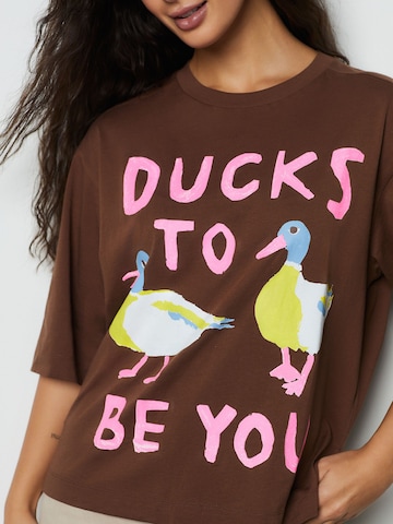 Next Μπλουζάκι σε καφέ