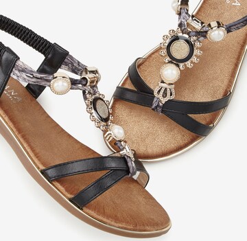 LASCANA Sandalen met riem in Zwart