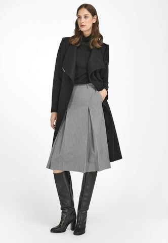 Peter Hahn Faltenrock Skirt in Grau