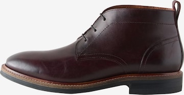 Next - Botas con cordones en marrón: frente