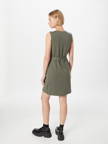 Robe 'Selina' ABOUT YOU en vert