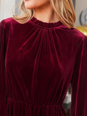 Cupshe - Vestido 'Velvet' em vermelho