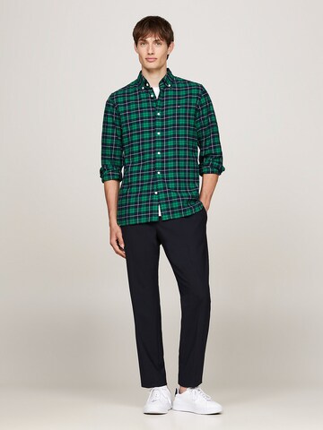 TOMMY HILFIGER Regular fit Button Up Shirt in Green