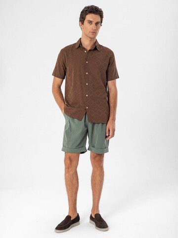 Antioch Regular fit Button Up Shirt in Brown