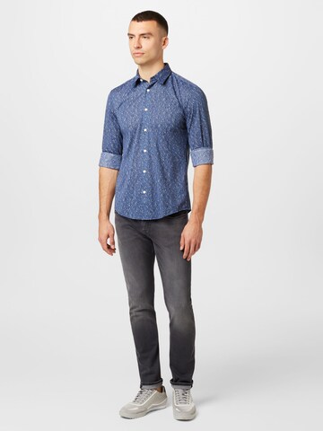 Coupe slim Chemise 'ROAN' BOSS en bleu