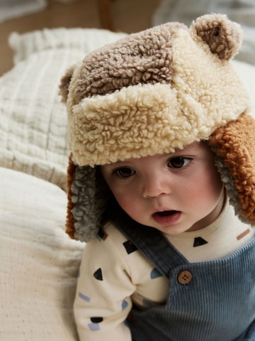 Căciulă de la Next pe bej