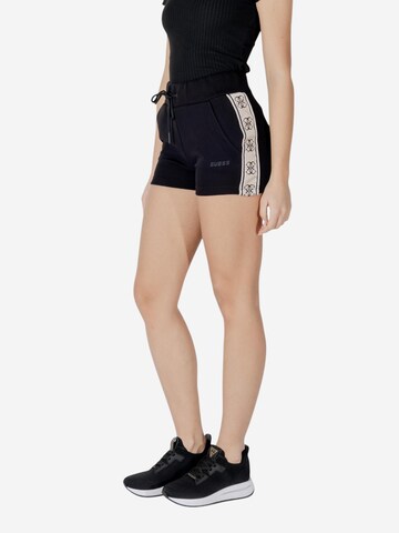 Slimfit Pantaloni sportivi 'BRITNEY V3GD13 KB3P2' di GUESS in nero