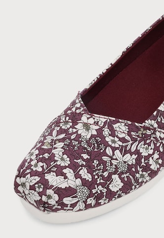 TOMS Балетки в Красный