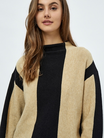 Pull-over 'Mireya' minus en beige