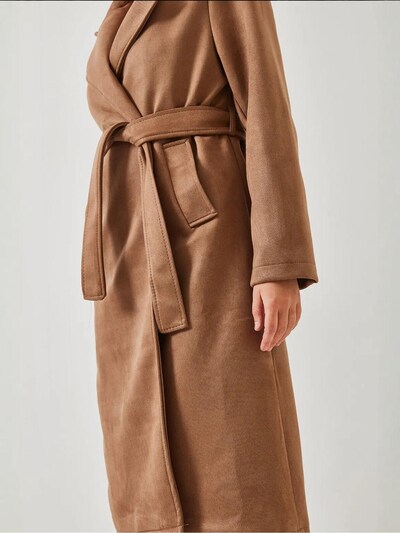 Cappotto invernale Bianco Lucci di colore cappuccino, Visualizzazione prodotti