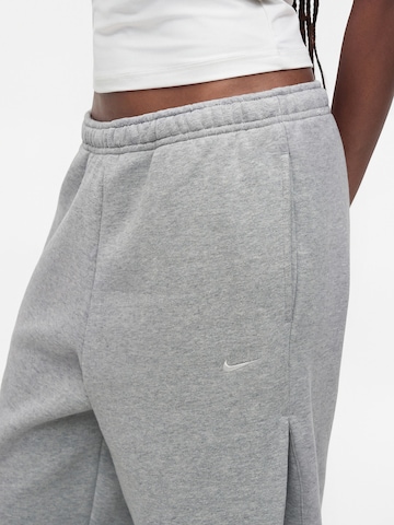Nike Sportswear Wide leg Παντελόνι 'Studio' σε γκρι