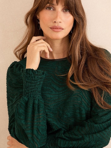 love & roses Shirt in Groen