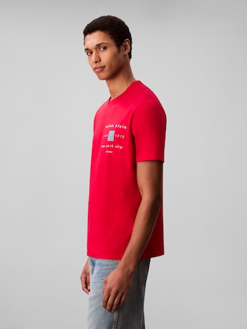 Calvin Klein Футболка в Красный
