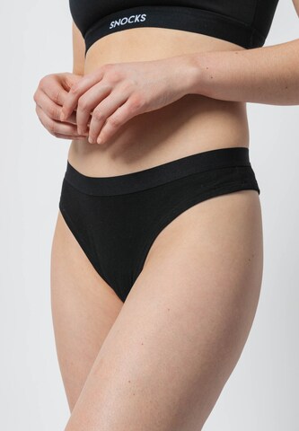 SNOCKS String in Rood
