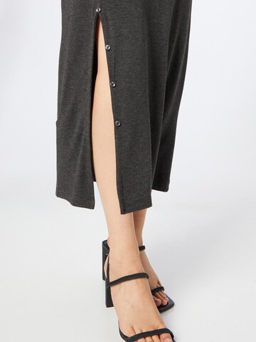 Robe 'Karerinu' System Action en gris