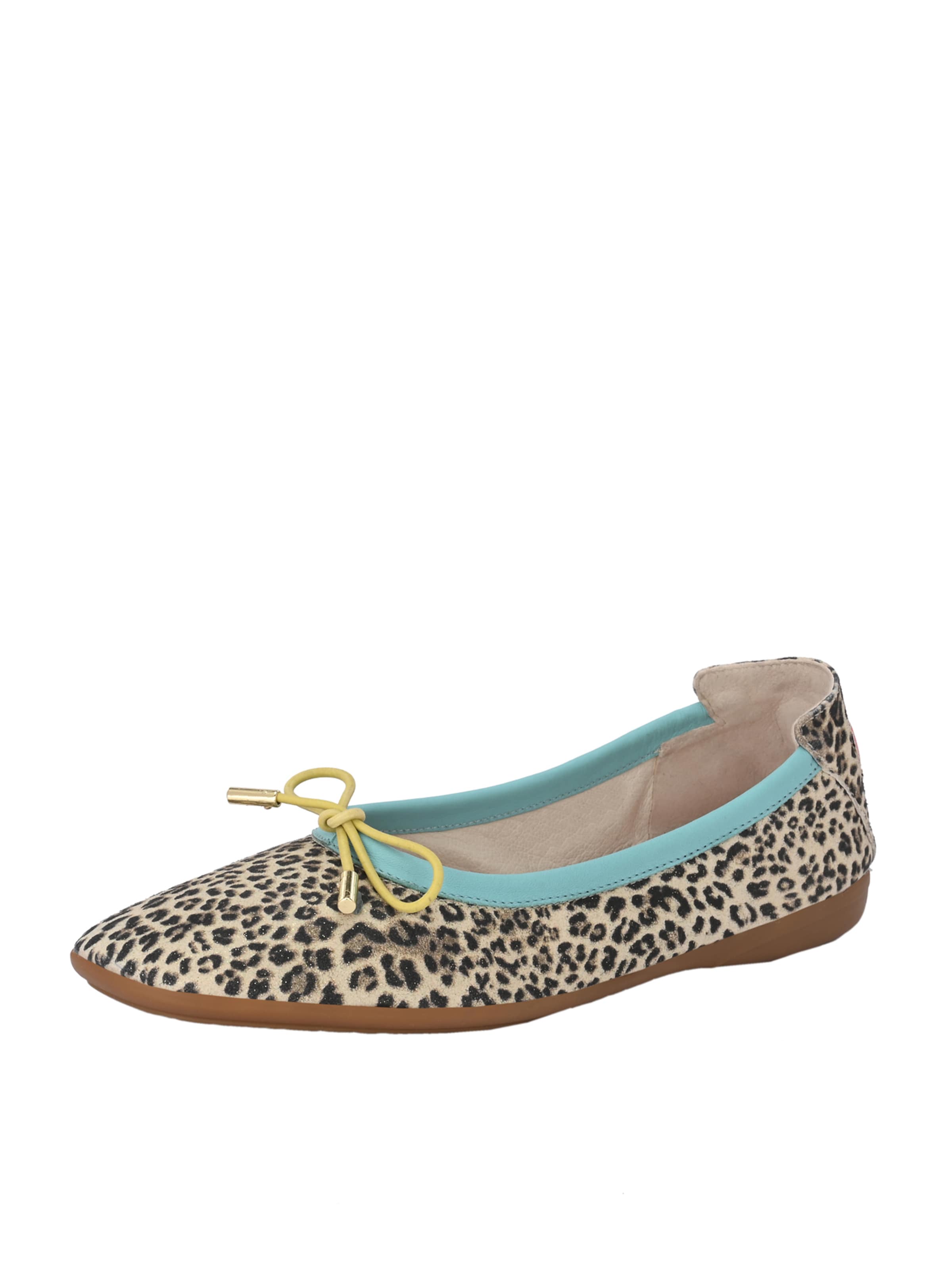 Crickit Ballerina 'OMEGA' in Bruin: voorkant