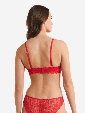 Triangolo Reggiseno 'Eclipse' di ETAM in rosso