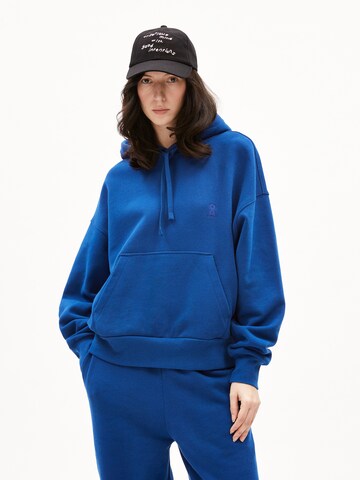 ARMEDANGELS Sweathoodie Oversized Fit (GOTS) in Blau: Vorderseite