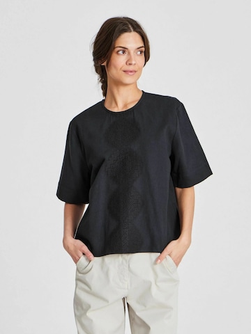 Gai+Lisva Top in Schwarz: Vorderseite