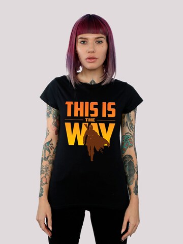 F4NT4STIC Shirt 'The Mandalorian This Is The Way' in Zwart: voorkant